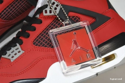 Hyperoad Toro Bravo Retro Jordan 4 0815